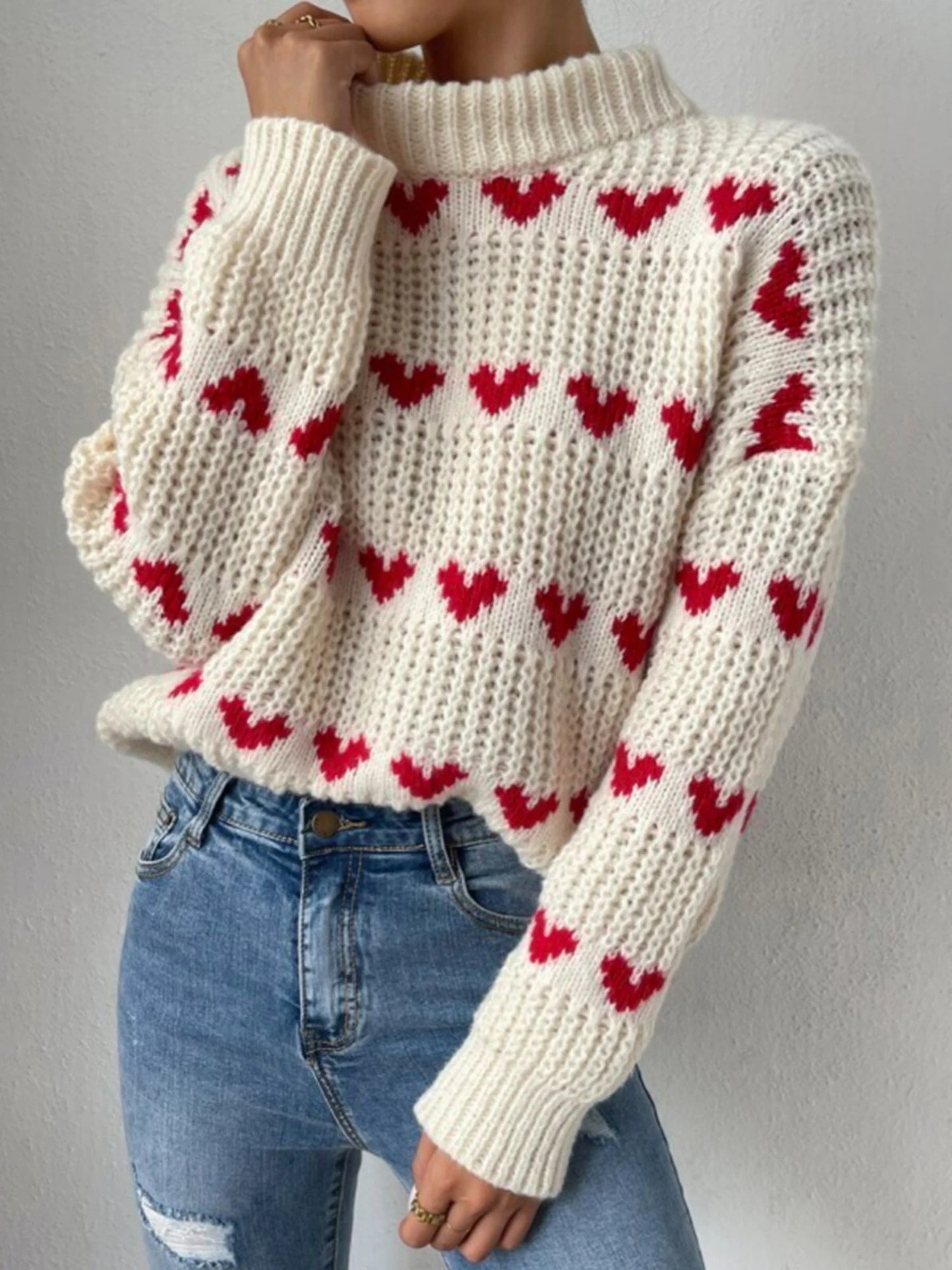 Heart-Patterned Knit Sweater – Effortless Charm & Warmth